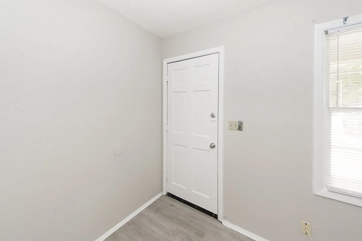Building Photo - 1836D Camp Rd
