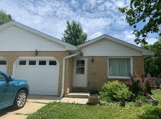5 Brookshire Grn #5A, Bloomington, IL 61704