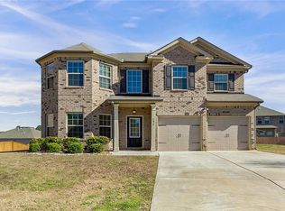 6741 Oak Hill Pl, Fairburn, GA 30213