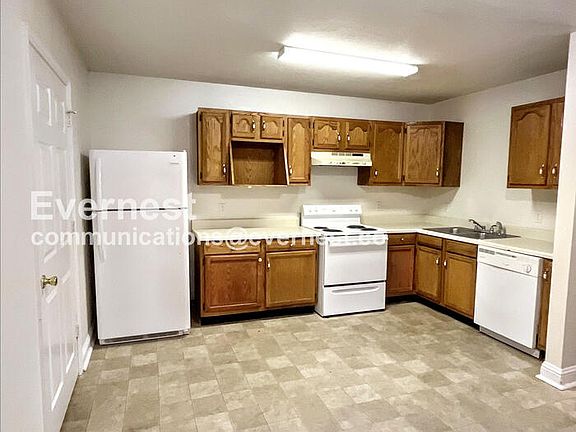 2nd image of 1313 E 31st St APT A