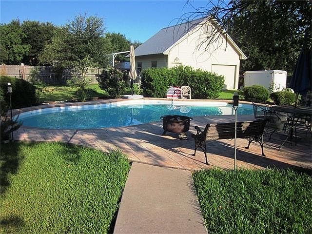 1st image of 212 Arikara St