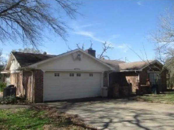 4477 County Road 358, Buffalo, TX 75831