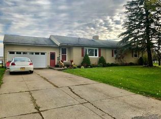 120 Hays Rd, New Hartford, NY 13413