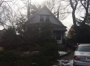 64 Graham Pl, Teaneck, NJ 07666