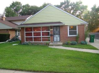 922 Newcastle Ave, Westchester, IL 60154