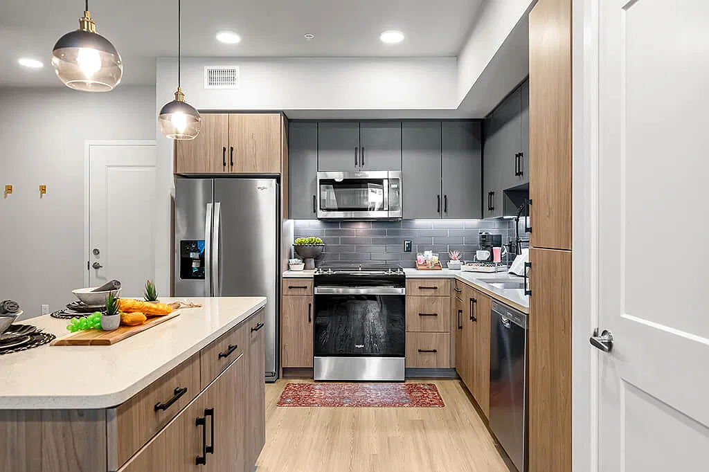 CALIXA Apartment Homes — Photo 2