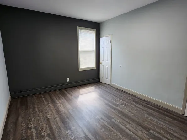 425 Martin Luther King Boulevard image 9 of 11