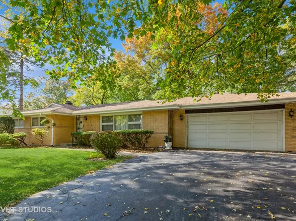 6022 Kingston Ave, Lisle, IL 60532