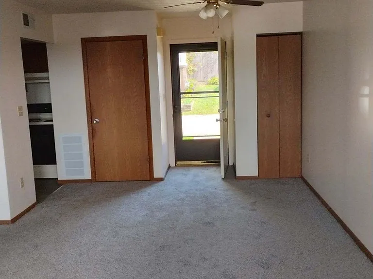 930 Punta Gorda Ave — Photo 3