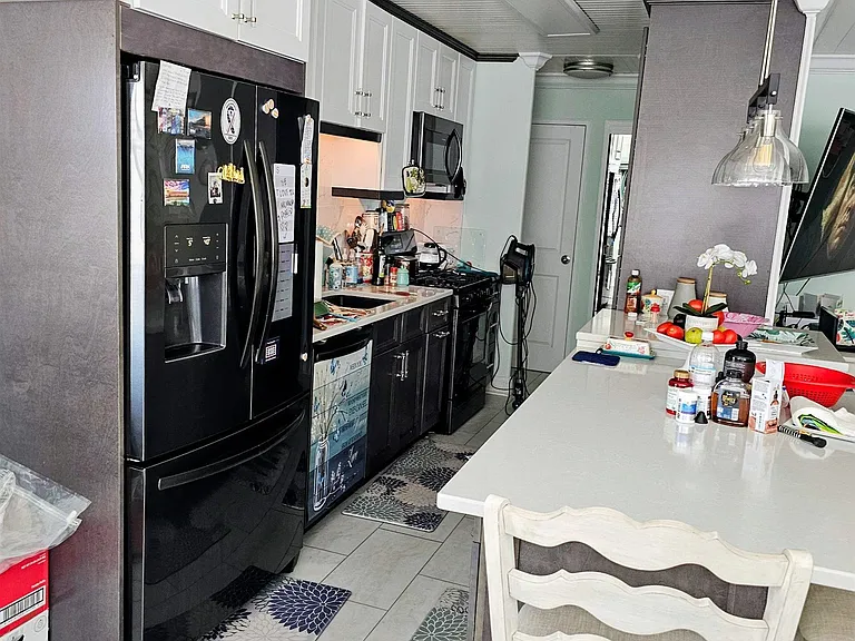 6101 Monmouth Ave #311 — Photo 9