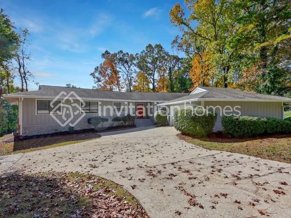 5217 Hidden Hills Ct, Stone Mountain, GA 30088