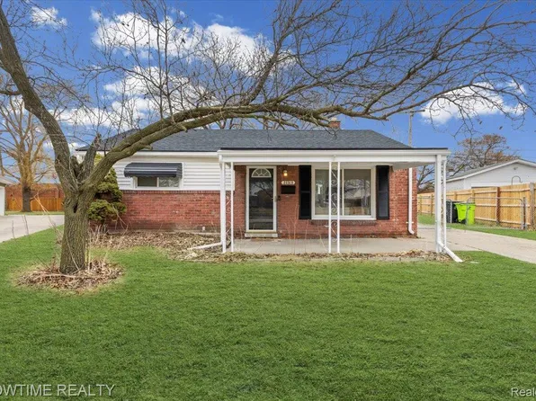 26510 Barnes St, Roseville, MI 48066