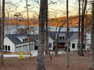 314 Treetops Dr, Seneca, SC 29672