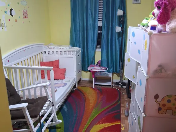 650 Williams Avenue image 8 of 41