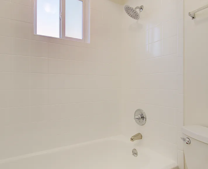 Lampliter Apartments — Photo 26