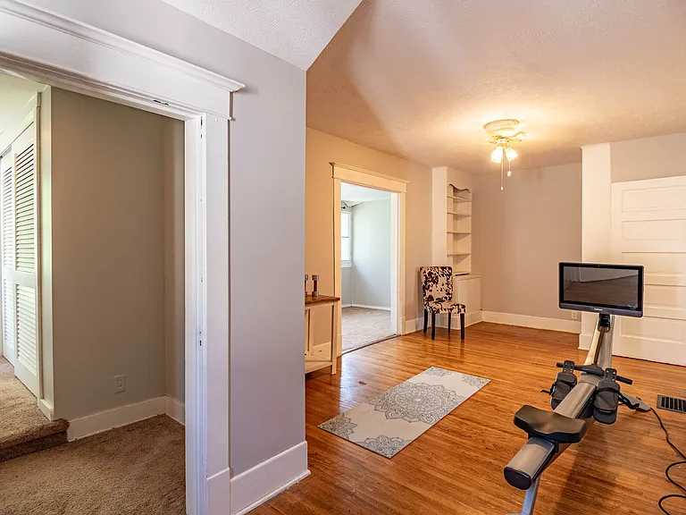 1440 W Decatur St — Photo 11