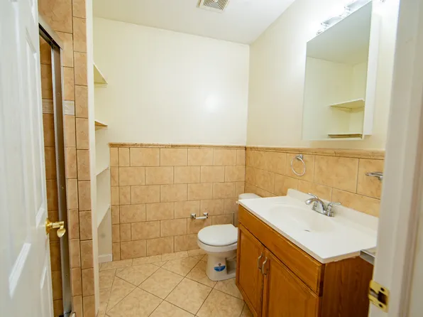 540 29th Street image 9 of 12