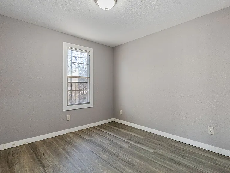 4105 Balch Dr #B — Photo 8