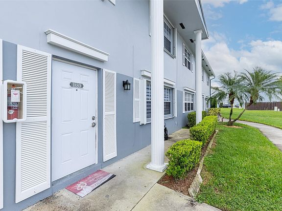 3rd image of 1880 SW 81st Way #4-23