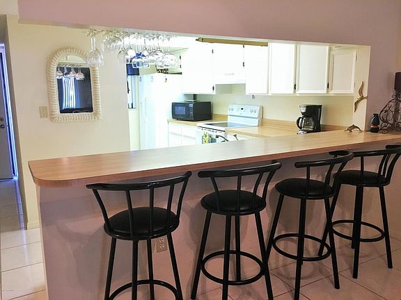 5th image of 3160 N Atlantic Ave APT 102