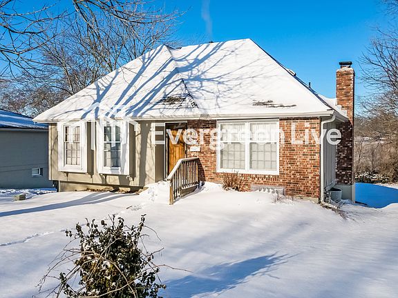 2nd image of 11622 Palmer Ave