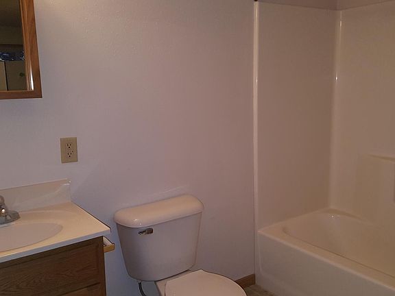 4th image of 299 Dyer St #8me5b826b