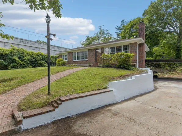 4411 Brush Hill Rd, Nashville, TN 37216