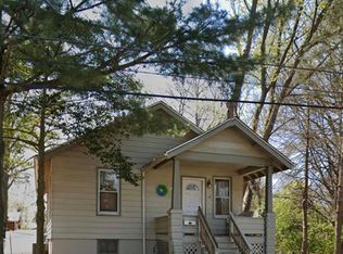 414 Cass Ave, Edwardsville, IL