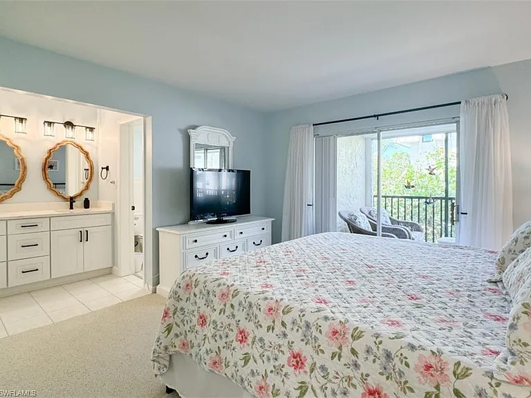 788 Park Shore Dr #D27 — Photo 48