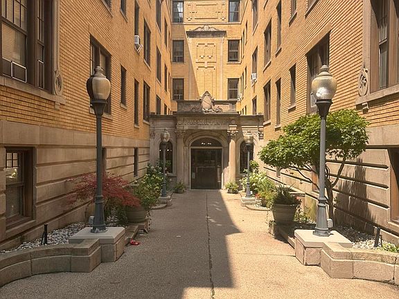 2nd image of 120 Seward Ave Unit 201