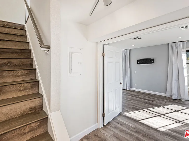 3780 Ocean View Ave #2 — Photo 2