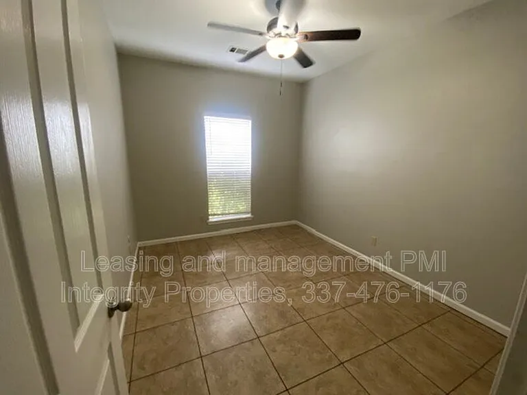 101 Seneca Cir — Photo 11