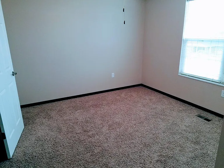 1305 S G Ave #30 — Photo 5