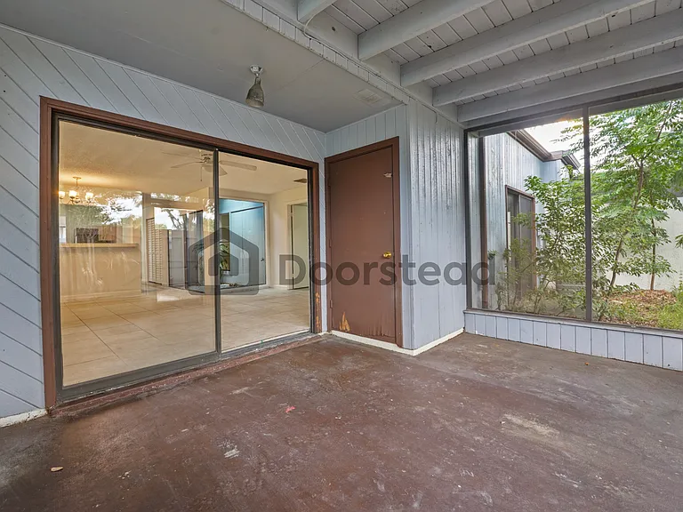 2434 Barbados Dr — Photo 20