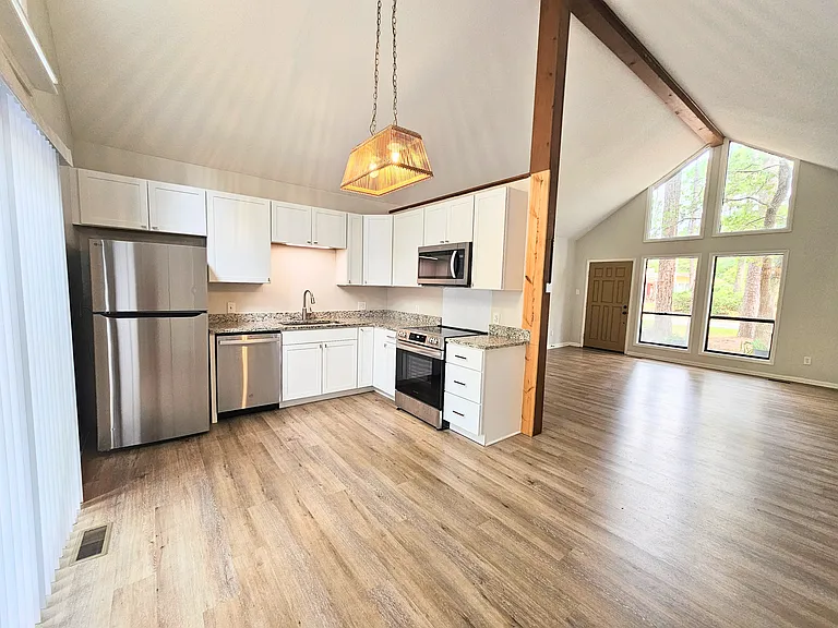 9 E Pine Ct — Photo 9
