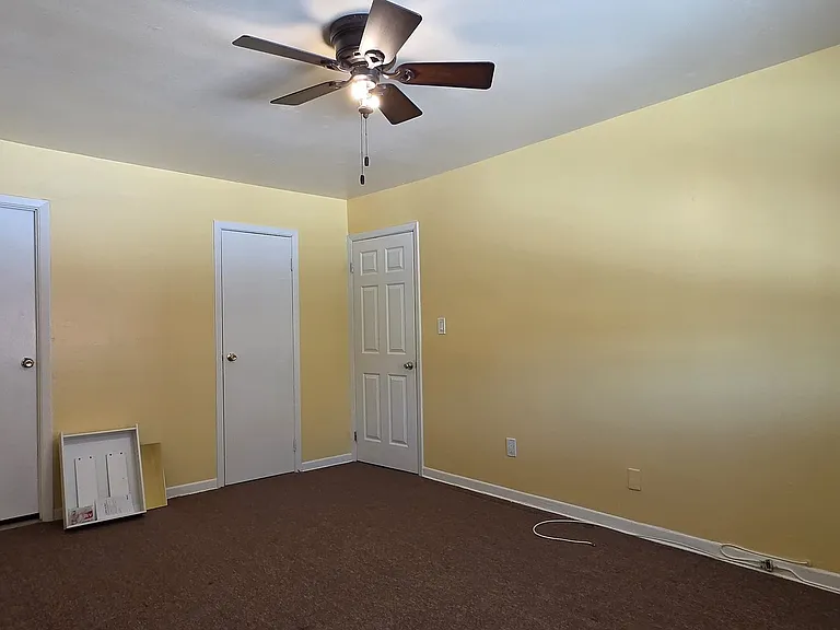 4185 Denman St #2 — Photo 12