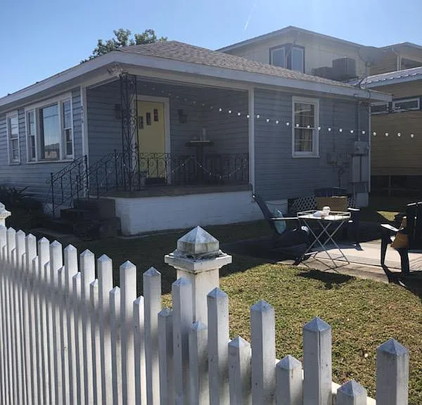 876 Lane St — Photo 2