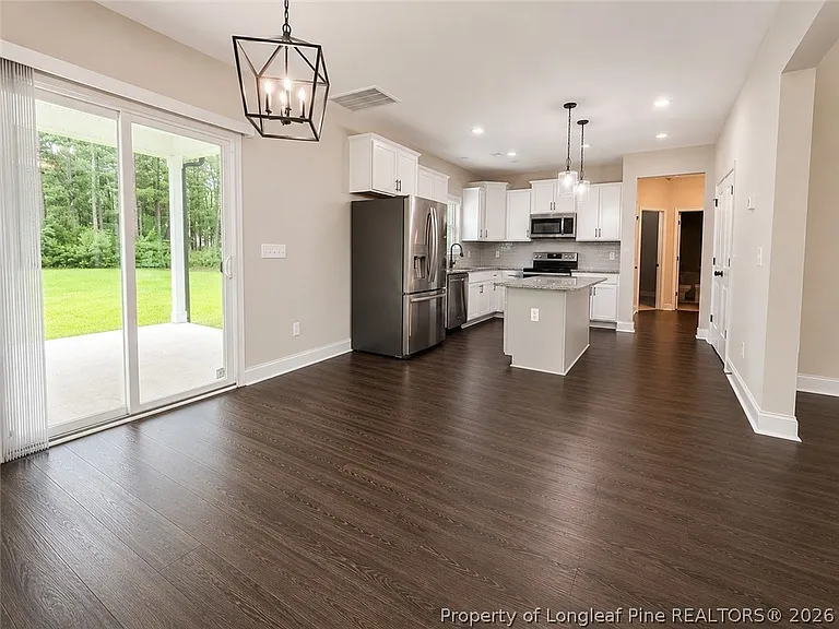 621 Blawell Cir — Photo 13