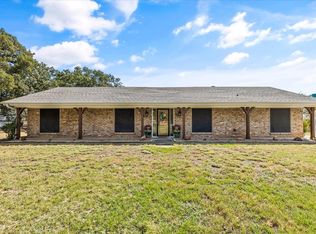 4205 Rendon Rd, Fort Worth, TX 76140