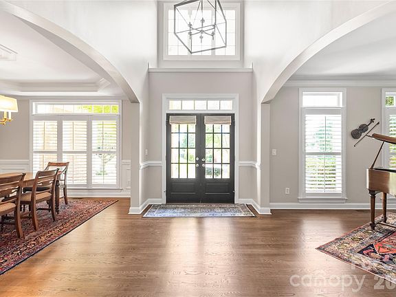 3rd image of 25017 Stonekirk Ln