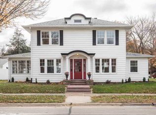 1200 23rd Ave, Moline, IL 61265