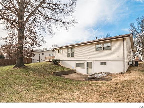 3rd image of 5638 Madlar Ln