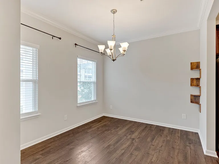 115 Winifred Dr — Photo 6