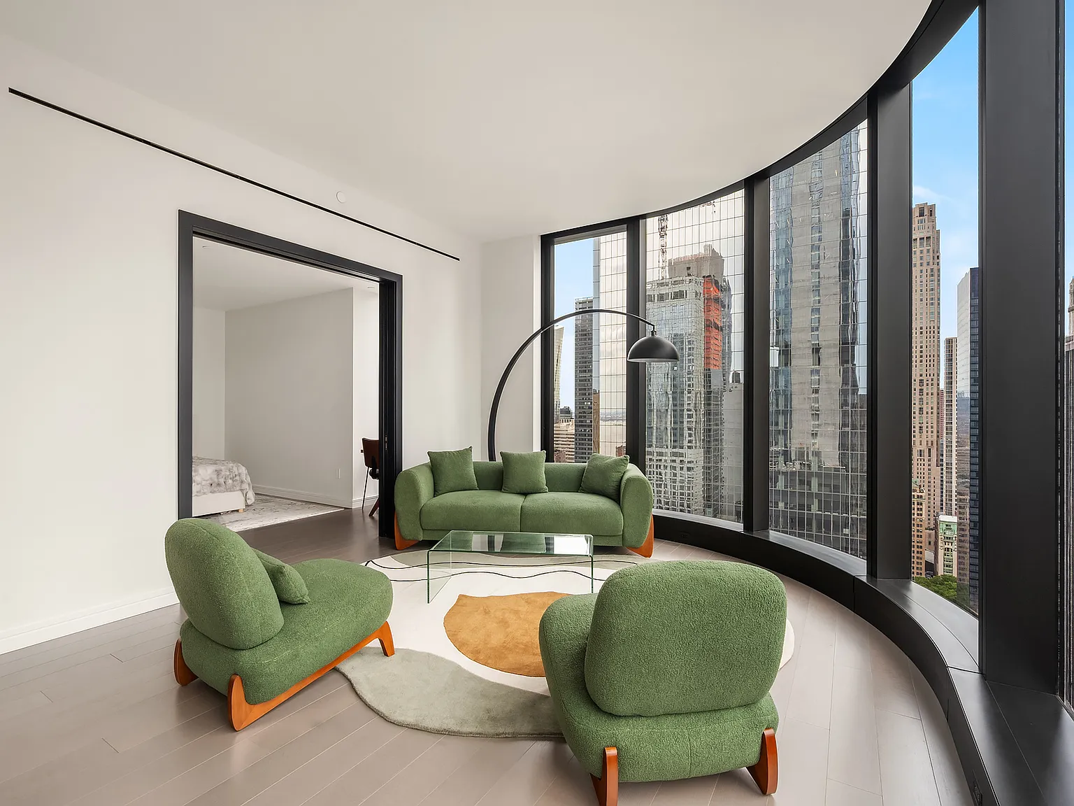 125 Greenwich Street — Photo 2
