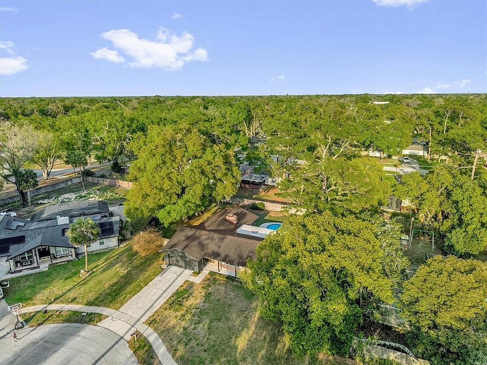 1st image of 2 HUDSON COVE