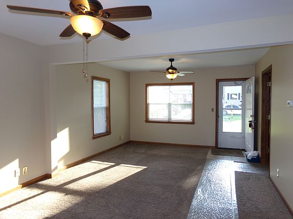 5th image of 118 Central Ave