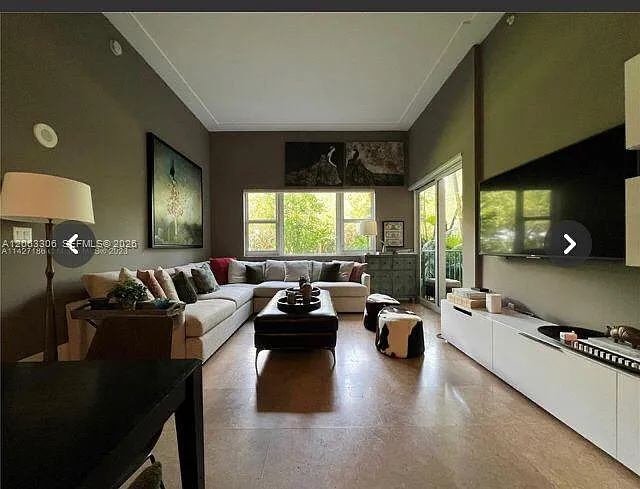 20000 Country Club Dr #114