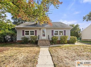 1433 Dogwood Dr, Piscataway, NJ