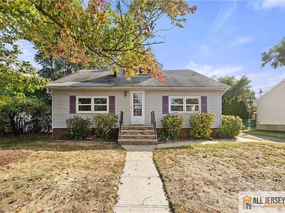 1433 Dogwood Dr, Piscataway, NJ, 08854