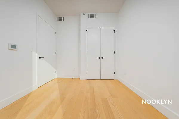 Rented by Nooklyn NYC LLC | media 60